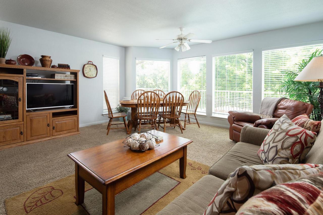Urban Bungalow Ww C301 New Braunfels Exterior foto